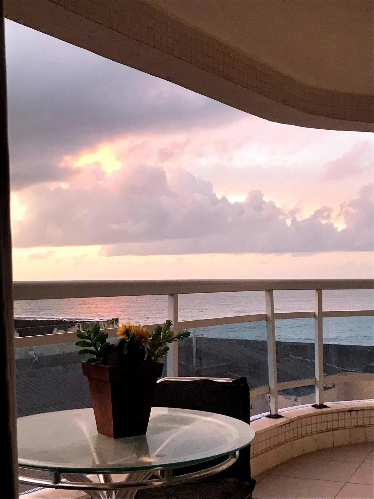 Apartamento Ondina Porto Com Vista Para O Mar Salvador Exterior photo